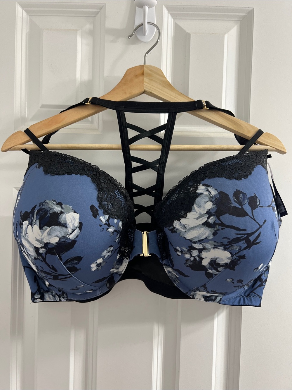 Lane Bryant NWT Seriously Sexy Boost Plunge Blue Floral Lace-Front Close Bra